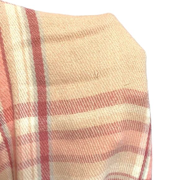 Vince Camuto Plaid Acrylic Fringe Scarf NWT One Size Blush Pink Soft Knit - Picture 5 of 6